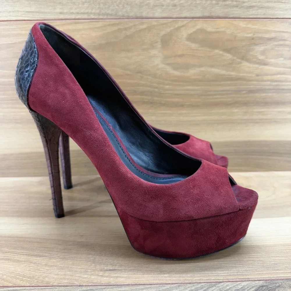 BRIAN ATWOOD Womens 7 Burgundy Suede Peep Toe Pumps Platform Heels Snake Leather